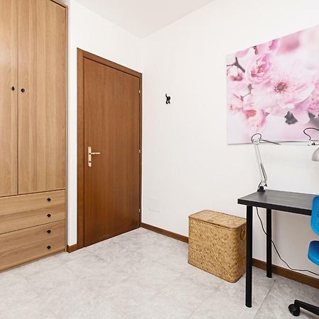 Апартаменты Colourful Flat Borgo Roma Верона Экстерьер фото